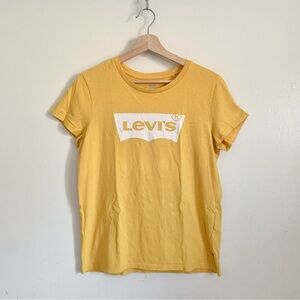 Levi's Yellow Crewneck Short Sleeves Tee Shirt Medium
